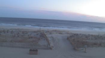 Weather camera view of Beach Patrol HQ.