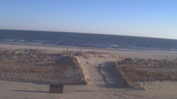 Weather camera view of Beach Patrol HQ.