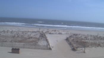 Weather camera view of Beach Patrol HQ.
