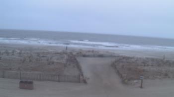 Weather camera view of Beach Patrol HQ.