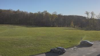 Weather camera view of Marvelwood School.