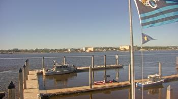 Weather camera view of Morning Star Marina.