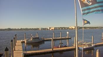 Weather camera view of Morning Star Marina.