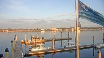 Weather camera view of Morning Star Marina.