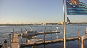 Weather camera view of Morning Star Marina.