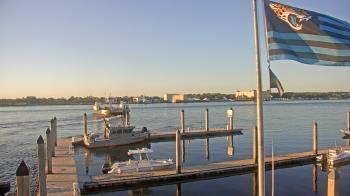 Weather camera view of Morning Star Marina.