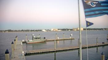 Weather camera view of Morning Star Marina.