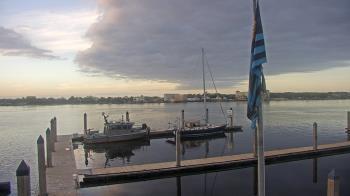 Weather camera view of Morning Star Marina.