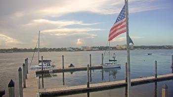 Weather camera view of Morning Star Marina.