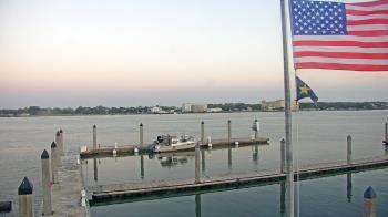 Weather camera view of Morning Star Marina.