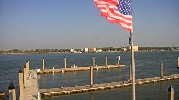 Weather camera view of Morning Star Marina.