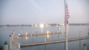 Weather camera view of Morning Star Marina.