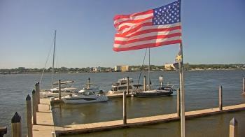 Weather camera view of Morning Star Marina.
