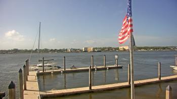 Weather camera view of Morning Star Marina.
