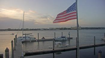 Weather camera view of Morning Star Marina.
