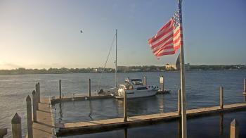 Weather camera view of Morning Star Marina.
