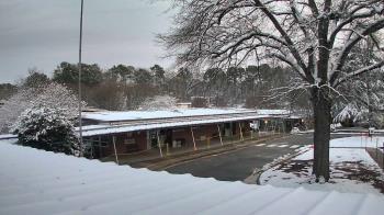 Weather camera view of Maybeury ES.