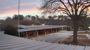 Weather camera view of Maybeury ES.