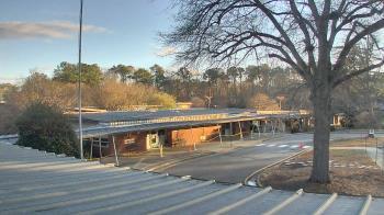 Weather camera view of Maybeury ES.