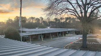 Weather camera view of Maybeury ES.