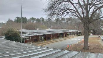 Weather camera view of Maybeury ES.