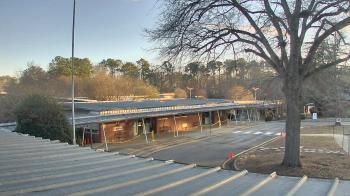 Weather camera view of Maybeury ES.