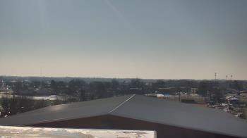 Weather camera view of Noblesville HS.