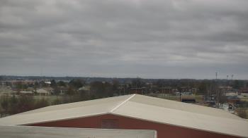 Weather camera view of Noblesville HS.