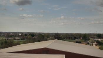 Weather camera view of Noblesville HS.