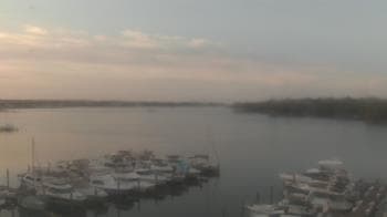 Weather camera view of Emerald Coast Marine.