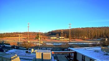 Weather camera view of New Bloomfield ES.