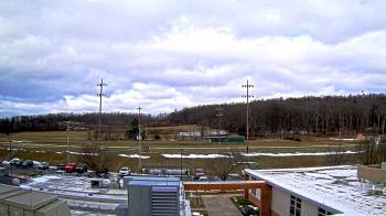 Weather camera view of New Bloomfield ES.