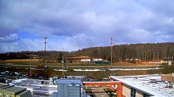 Weather camera view of New Bloomfield ES.