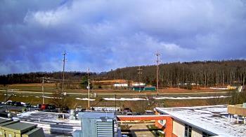 Weather camera view of New Bloomfield ES.