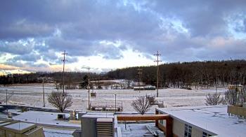 Weather camera view of New Bloomfield ES.
