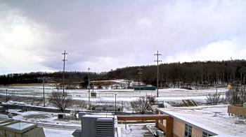 Weather camera view of New Bloomfield ES.