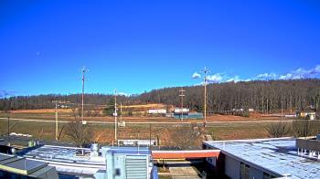 Weather camera view of New Bloomfield ES.