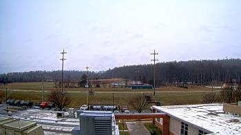 Weather camera view of New Bloomfield ES.