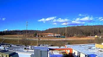Weather camera view of New Bloomfield ES.