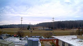 Weather camera view of New Bloomfield ES.