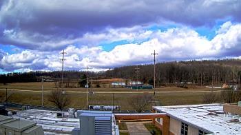 Weather camera view of New Bloomfield ES.