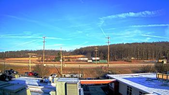 Weather camera view of New Bloomfield ES.