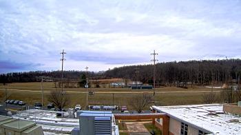 Weather camera view of New Bloomfield ES.