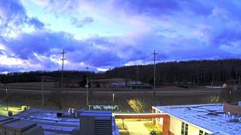 Weather camera view of New Bloomfield ES.
