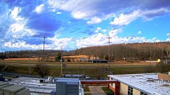Weather camera view of New Bloomfield ES.