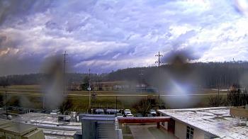 Weather camera view of New Bloomfield ES.