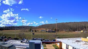 Weather camera view of New Bloomfield ES.