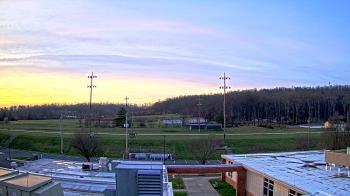 Weather camera view of New Bloomfield ES.