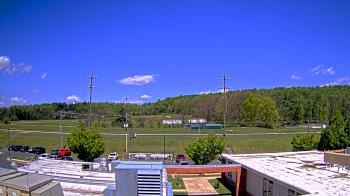 Weather camera view of New Bloomfield ES.
