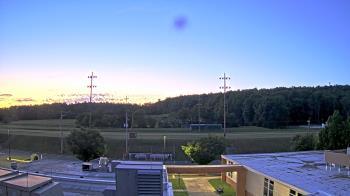 Weather camera view of New Bloomfield ES.